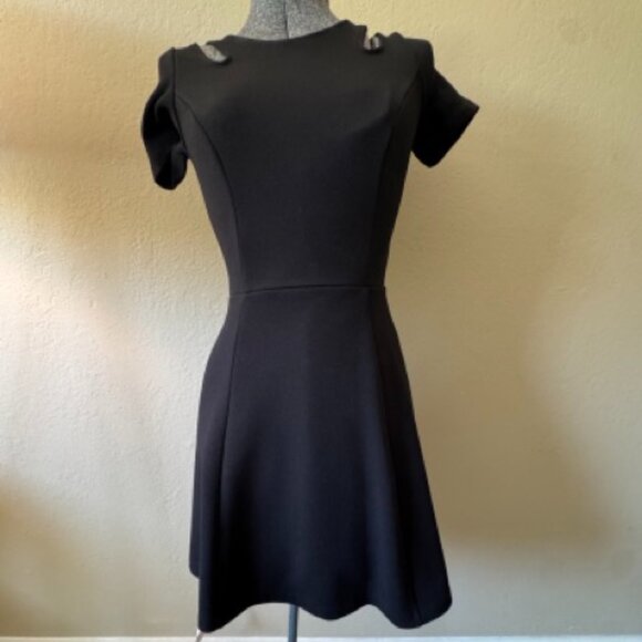 Love Ady Black Cut Out Cap Sleeve Dress - XS - Picture 6 of 8